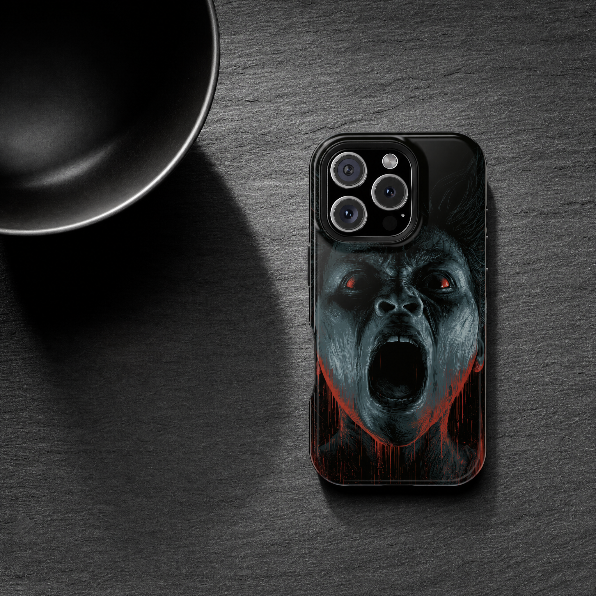 Feral - Visage mi-loup, yeux rouge sang