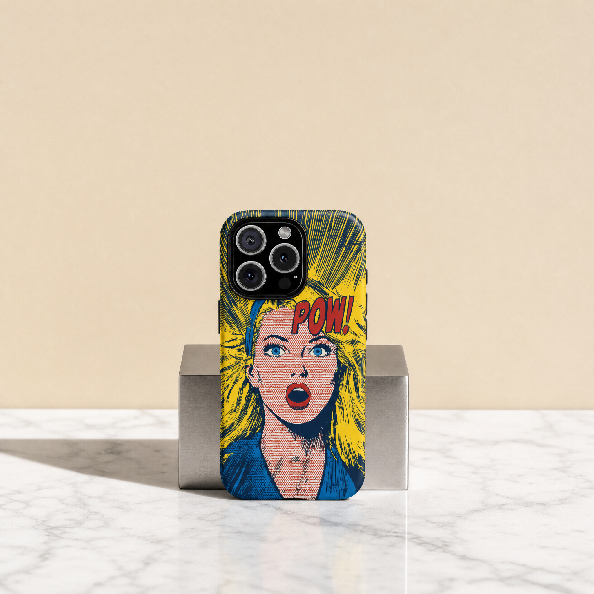 Pow - Illustration pop art comic bang fond jaune